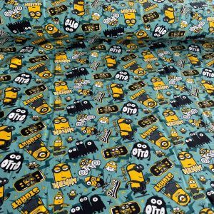 Minions uz petrolejas fona